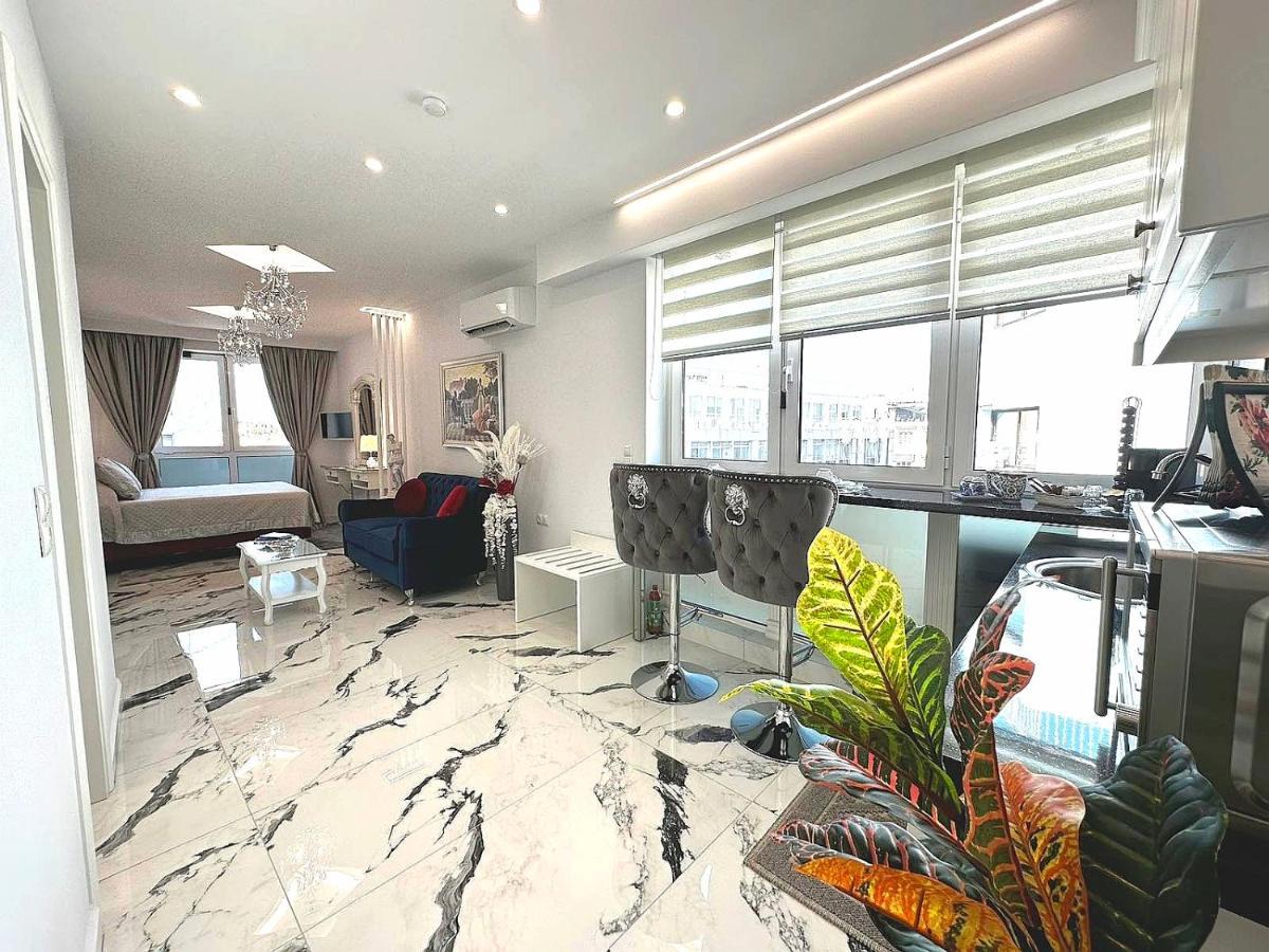 Diana'S Suite Viewing The Acropolis 아테네 외부 사진